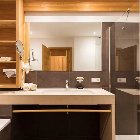 מלון Biohotel Theiner's Garten
